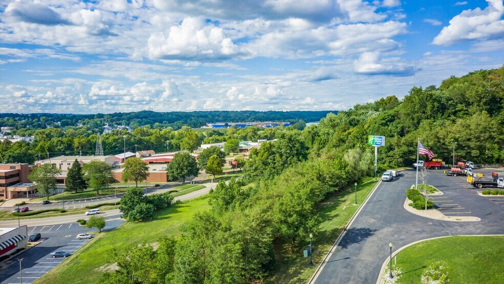 930 Zane St, Zanesville, OH à vendre - Photo du bâtiment - Image 3 de 18