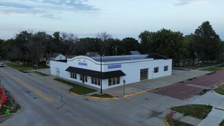 More details for 202 Nile Kinnick Dr N, Adel, IA - Retail for Sale