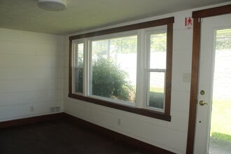 271 N Main St, Alpharetta, GA for lease Lobby- Image 1 of 16