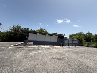 More details for 1701 E Houston St, San Antonio, TX - Retail for Lease