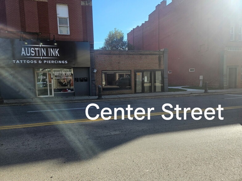 220 Sycamore St, Oil City, PA for sale - Building Photo - Image 2 of 16