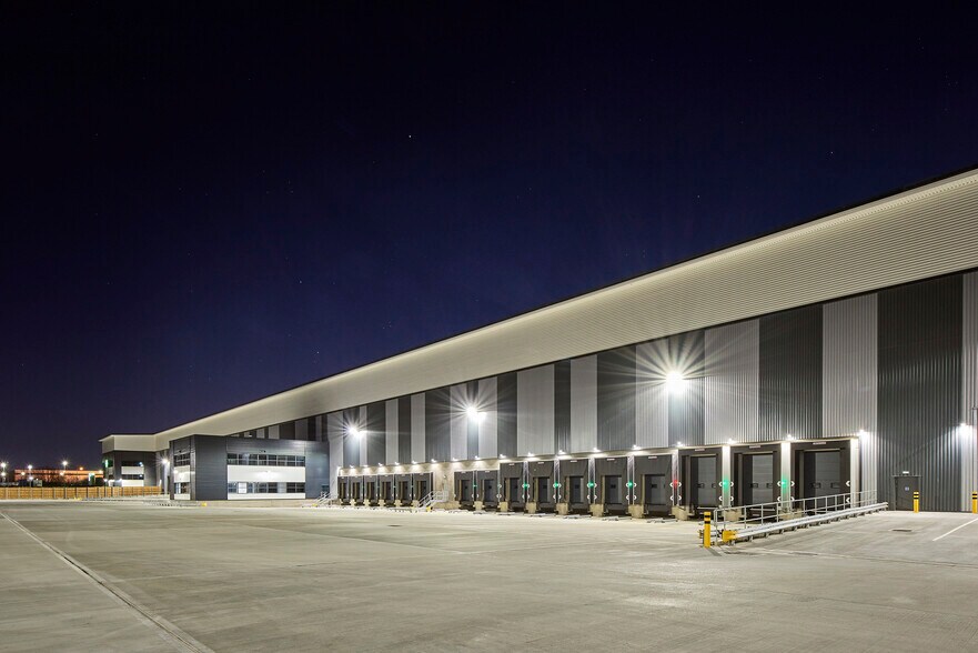 Arterial Rd, Purfleet-On-Thames à louer - Photo du bâtiment - Image 2 de 7