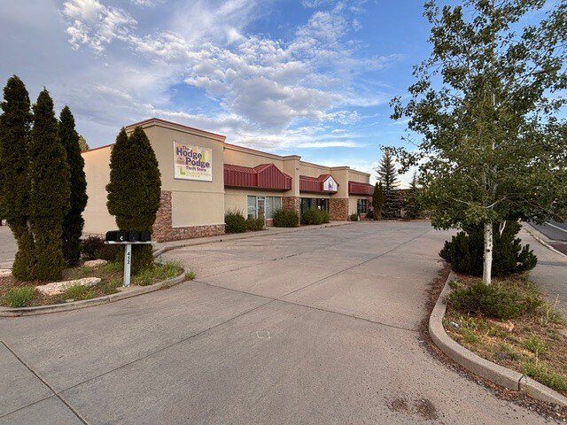 452 N Switzer Canyon Dr, Flagstaff, AZ à louer - Photo du bâtiment - Image 1 de 21