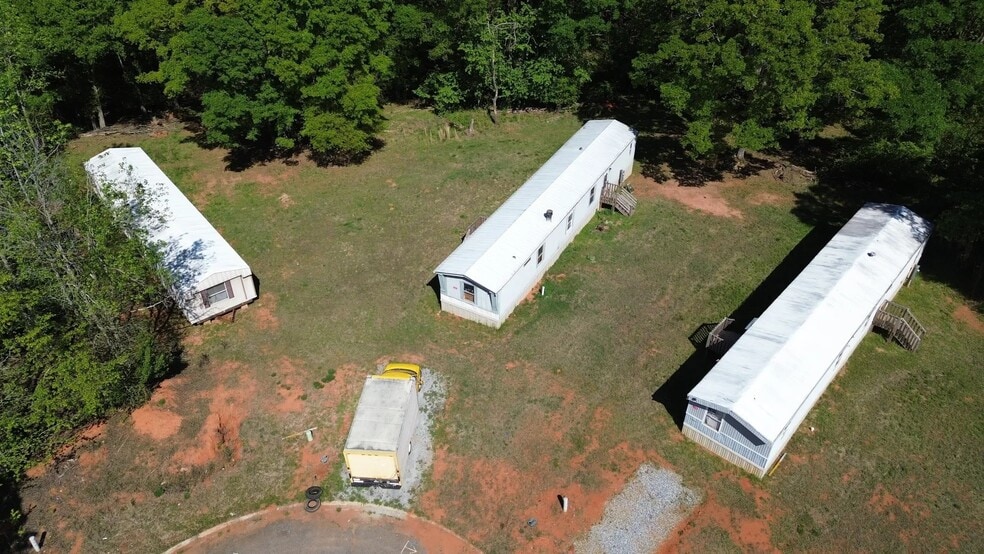 106 Cool Springs Drive dr, Anderson, SC for sale - Building Photo - Image 3 of 9