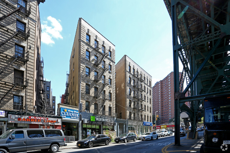 3200 Broadway, New York, NY for sale - Primary Photo - Image 1 of 1