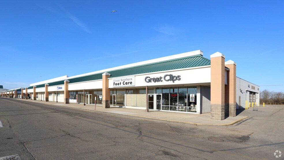 3711-3723 S High St, Columbus, OH for lease - Primary Photo - Image 1 of 6