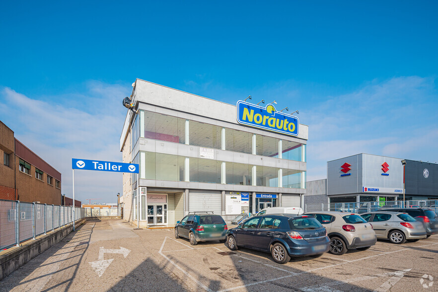 Carretera Fuencarral, 66, Alcobendas, Madrid for lease - Primary Photo - Image 1 of 2