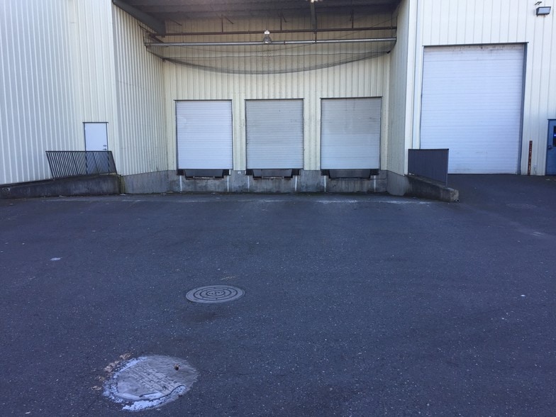 1701 W 31st St, Vancouver, WA for lease - Building Photo - Image 2 of 12