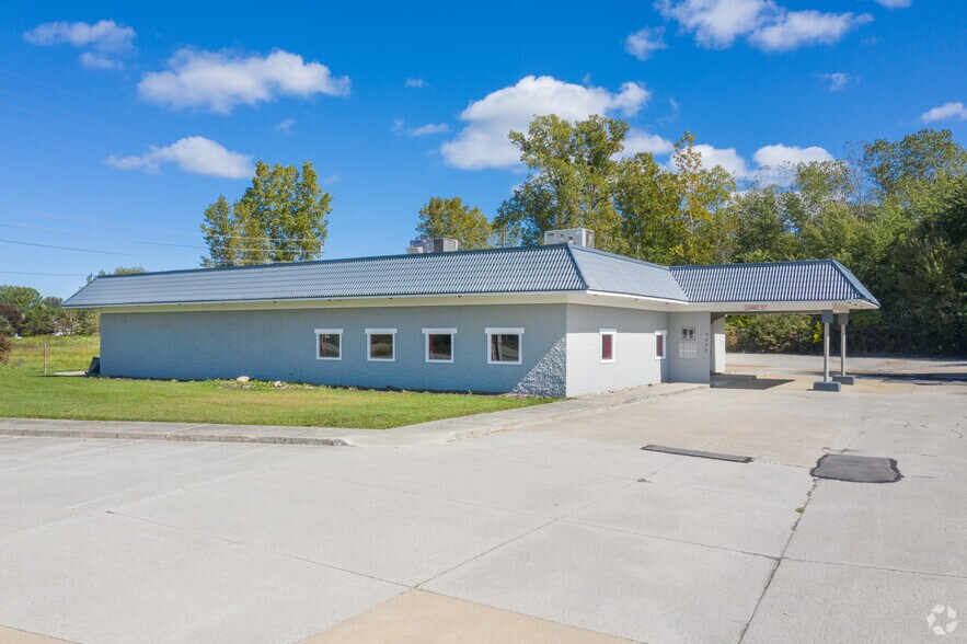 6402 Milan Rd, Sandusky, OH for sale - Building Photo - Image 2 of 4