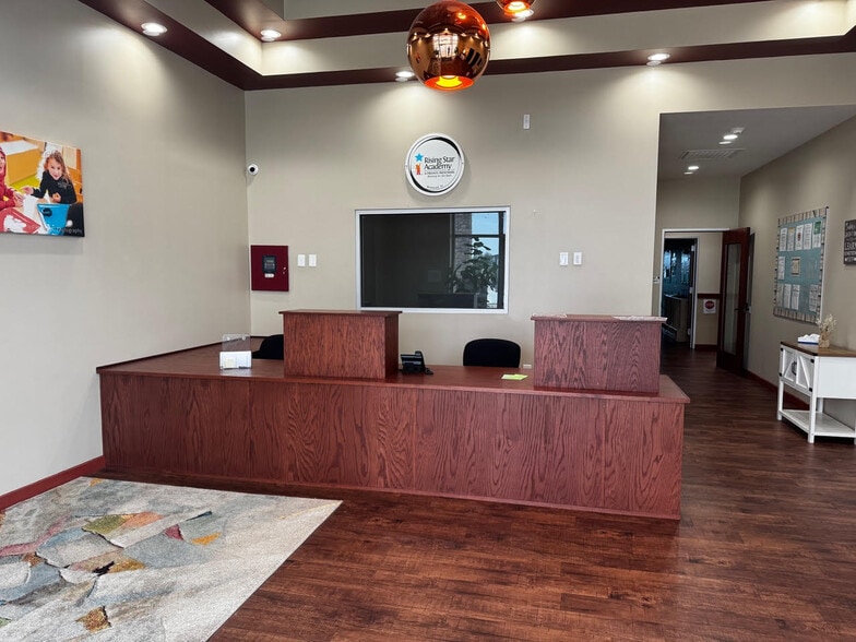 20715 Bellaire Blvd, Richmond, TX for sale - Building Photo - Image 3 of 11