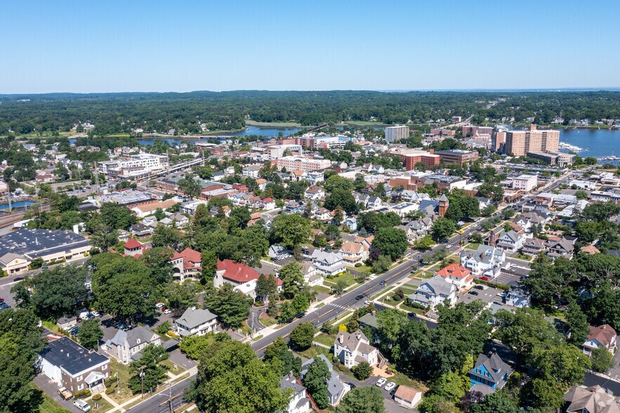 130 Maple Ave, Red Bank, NJ for lease - Aerial - Image 3 of 38