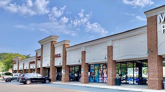 Plus de détails pour 430 Chatham Heights Rd, Fredericksburg, VA - Bureau/Commerce de détail, Commerce de détail à louer