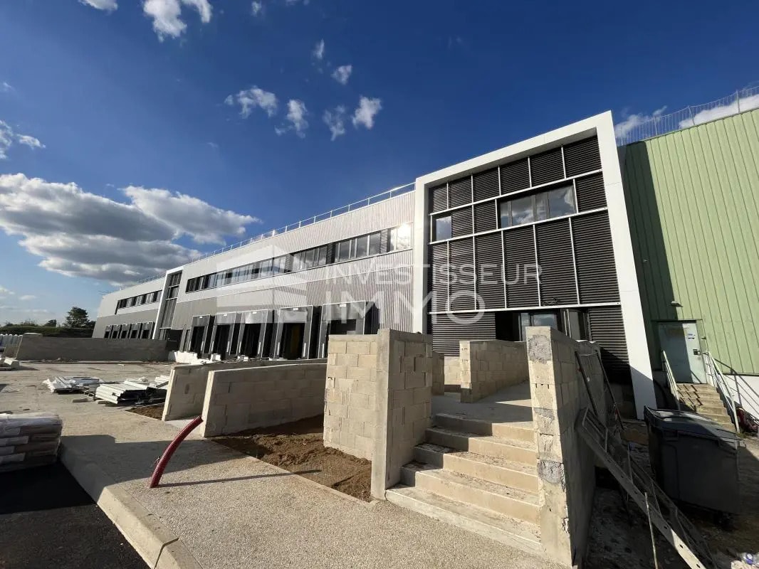 Flex in Garges-Lès-Gonesse for lease Building Photo- Image 1 of 7