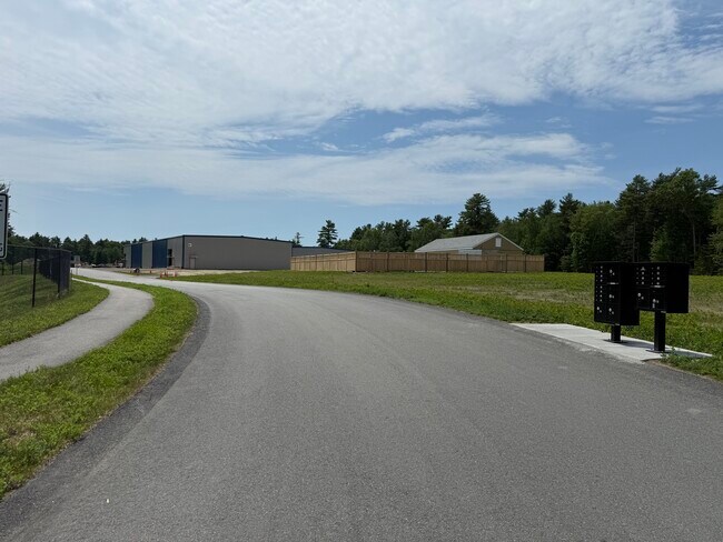 Plus de détails pour 370 Wareham St, Middleborough, MA - Industriel à louer