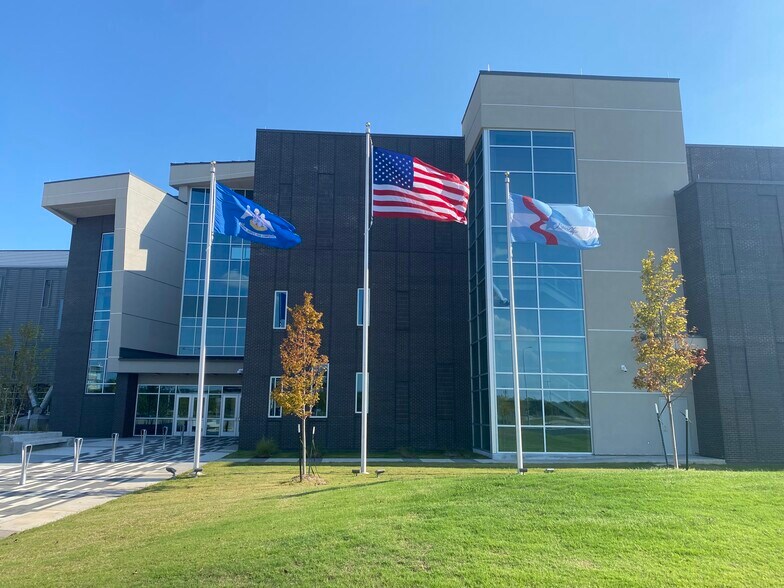 6250 Texas Street, Bossier City, LA for lease - Building Photo - Image 1 of 8