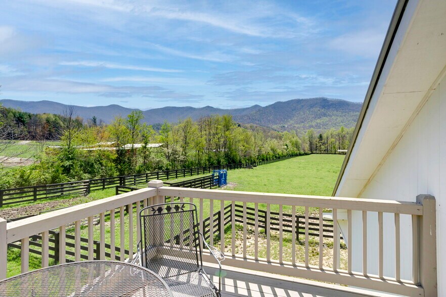 2811 Plottown rd, Young Harris, GA à vendre - Photo du bâtiment - Image 3 de 16