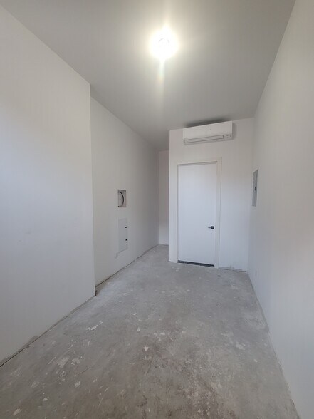 483 Willis Ave, Bronx, NY à louer - Photo intérieure - Image 3 de 9