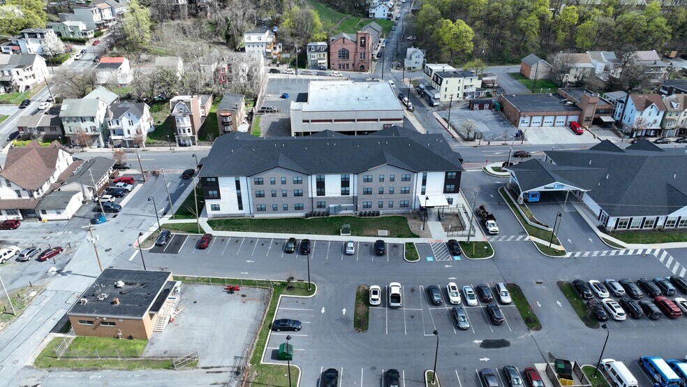 230 Front St, Steelton, PA à vendre - Photo du bâtiment - Image 3 de 23