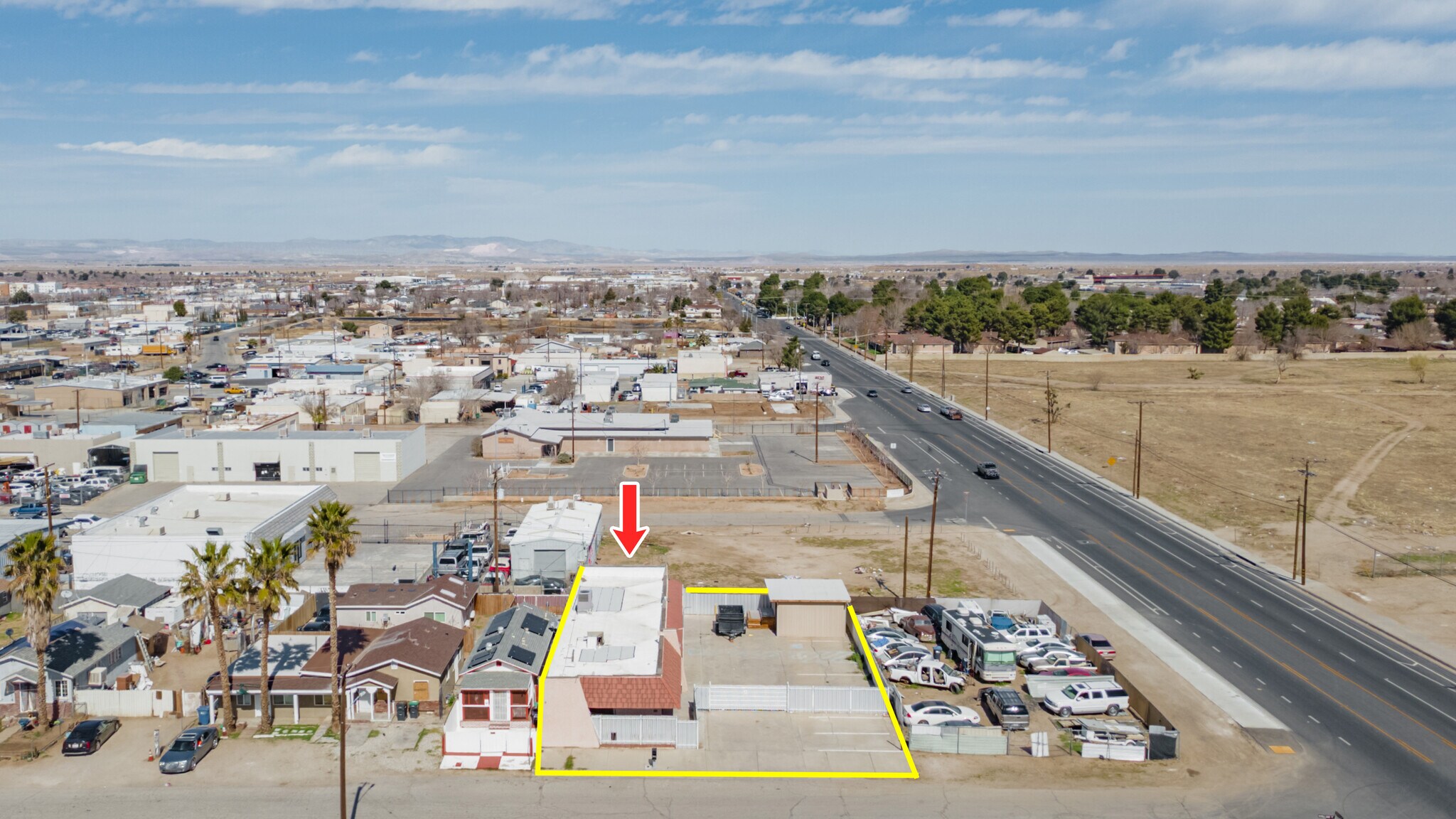 113 W Pillsbury St, Lancaster, CA à vendre Aérien- Image 1 de 21