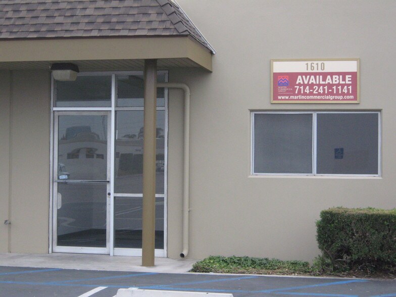 1600-1618 E Wilshire Ave, Santa Ana, CA à louer - Autre - Image 3 de 10