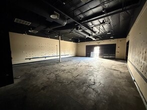 2601 N 11th Ave, Hanford, CA for lease Building Photo- Image 2 of 4