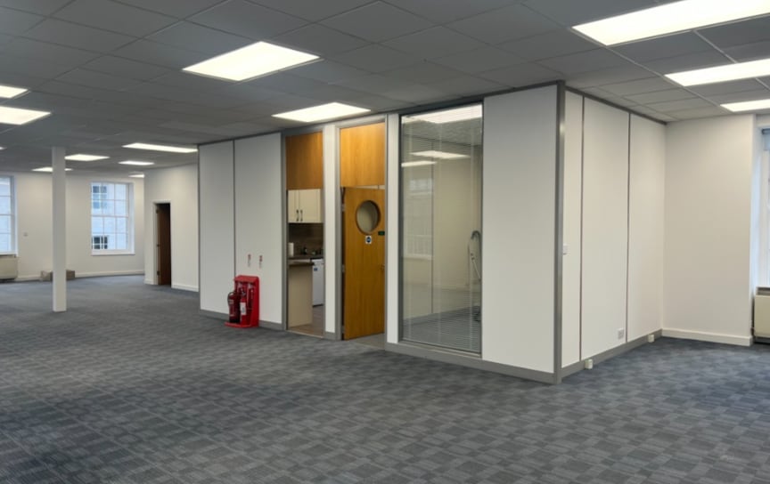 West St, Tavistock for lease Interior Photo- Image 1 of 4