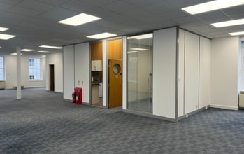 West St, Tavistock for lease Interior Photo- Image 1 of 4