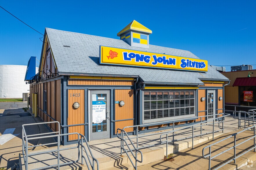 1403 Manheim Pike, Lancaster, PA à louer - Photo du bâtiment - Image 2 de 4