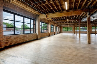 706 19th Ave N, Nashville, TN for lease Interior Photo- Image 2 of 3