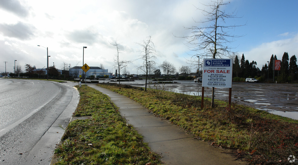 Fescue St SE, Albany, OR for lease - Building Photo - Image 2 of 5