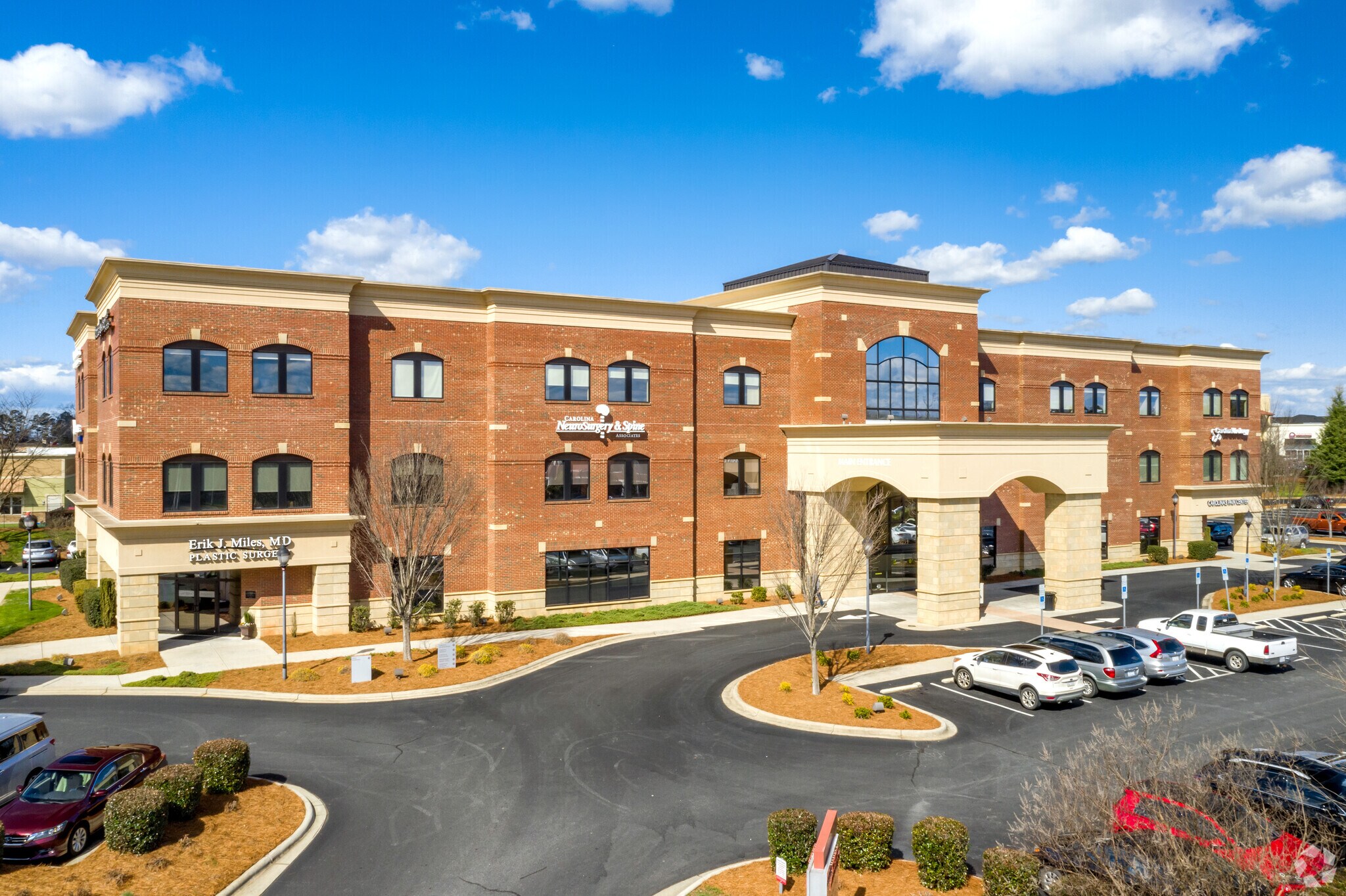 9735 Kincey Ave, Huntersville, NC à louer Photo principale- Image 1 de 6