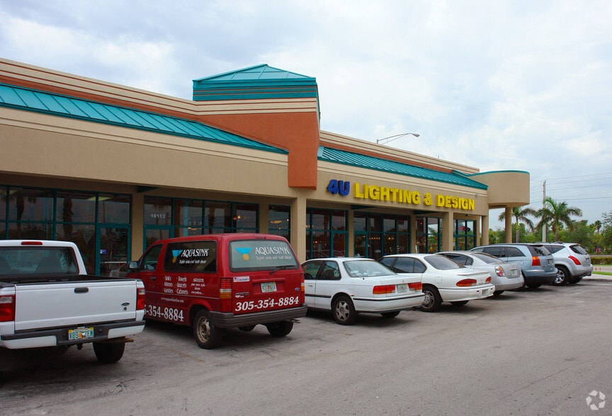 16101-16173 Biscayne Blvd, North Miami Beach, FL for lease - Building Photo - Image 2 of 14