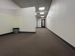 2 Main St, Stoneham, MA for lease Interior Photo- Image 2 of 7