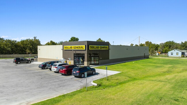 Plus de détails pour 5602 N Lewis Ave, Tulsa, OK - Commerce de détail à vendre
