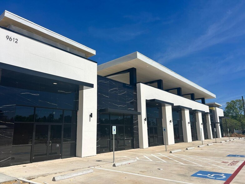 9612 FM 1488, Magnolia, TX à louer - Photo du bâtiment - Image 3 de 4