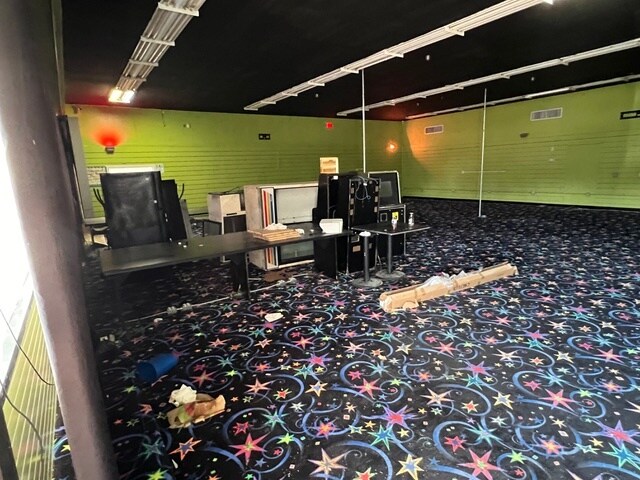 4556 Blanding Blvd, Jacksonville, FL à vendre - Photo du bâtiment - Image 3 de 8