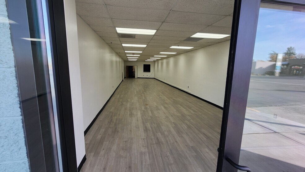 418 N 175 E, Logan, UT à louer - Photo du bâtiment - Image 3 de 30