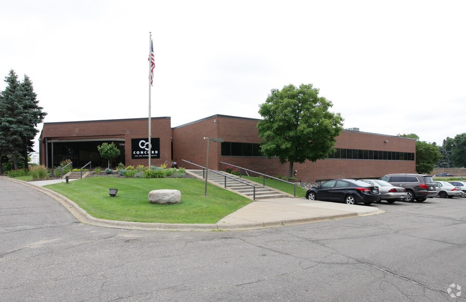 509 S 2nd Ave, Hopkins, MN for sale - Building Photo - Image 1 of 2