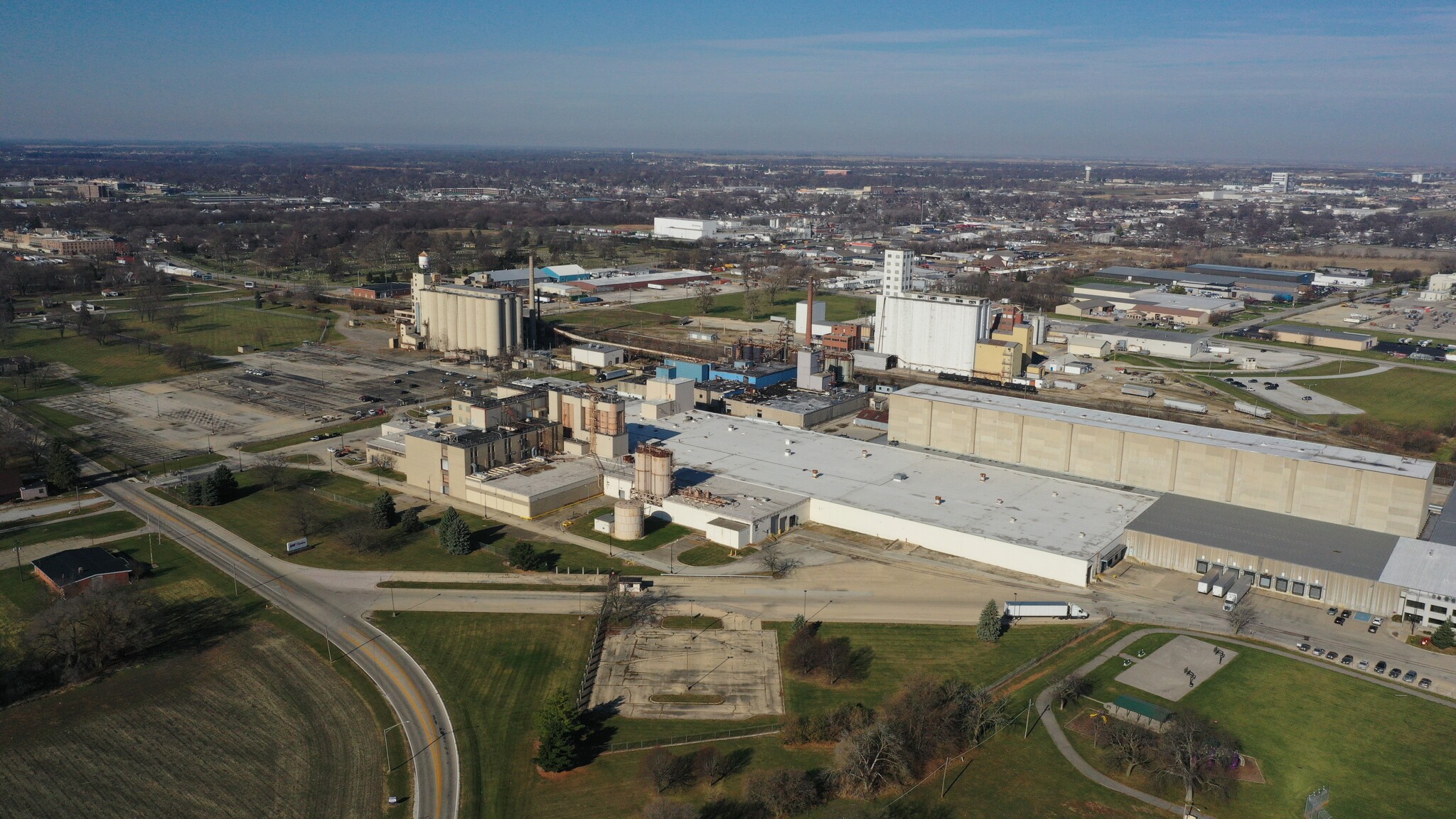 1551 E Willow St, Kankakee, IL for lease Building Photo- Image 1 of 11