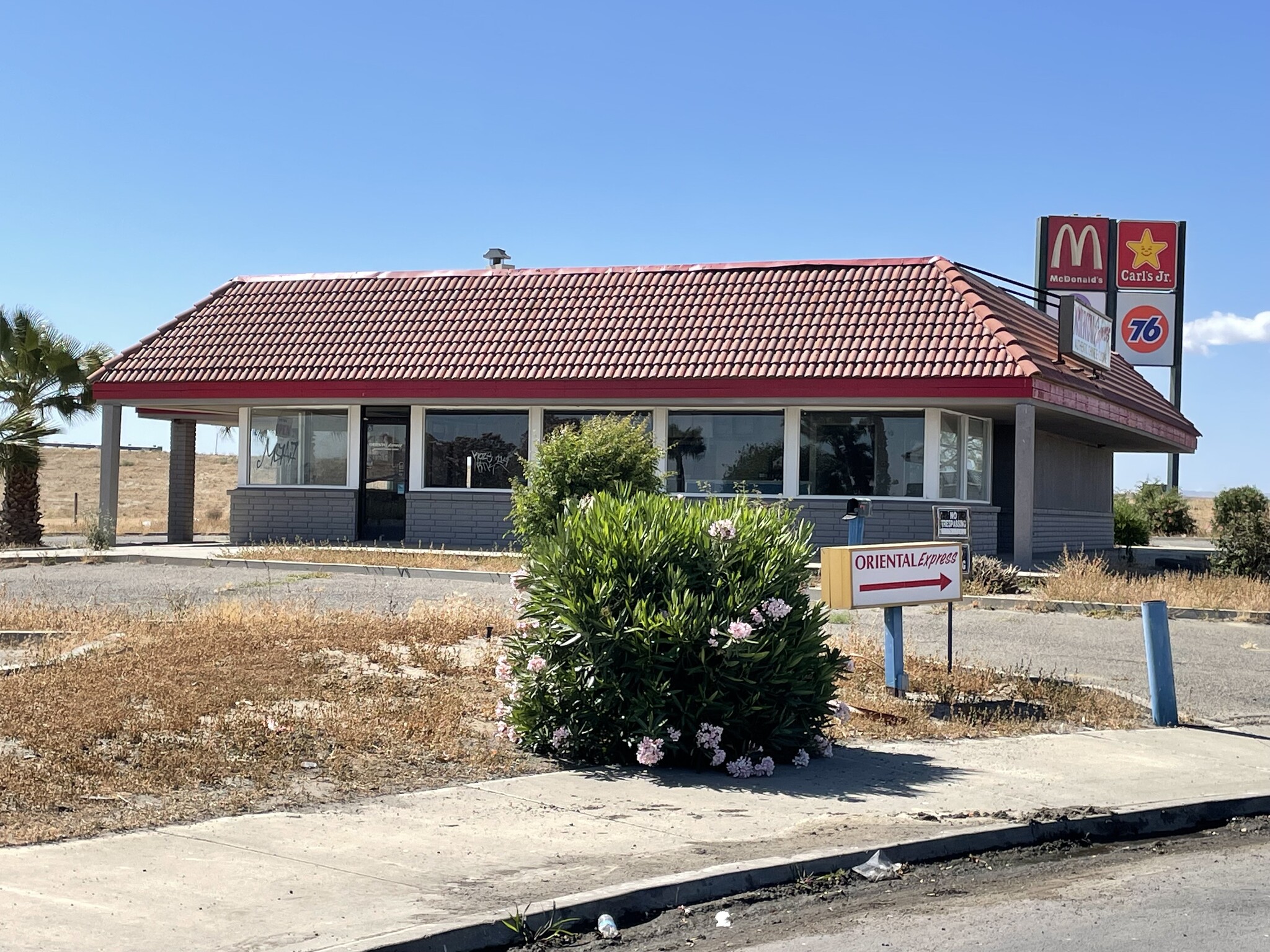 25014 W Dorris Ave, Coalinga, CA à vendre Photo du bâtiment- Image 1 de 1