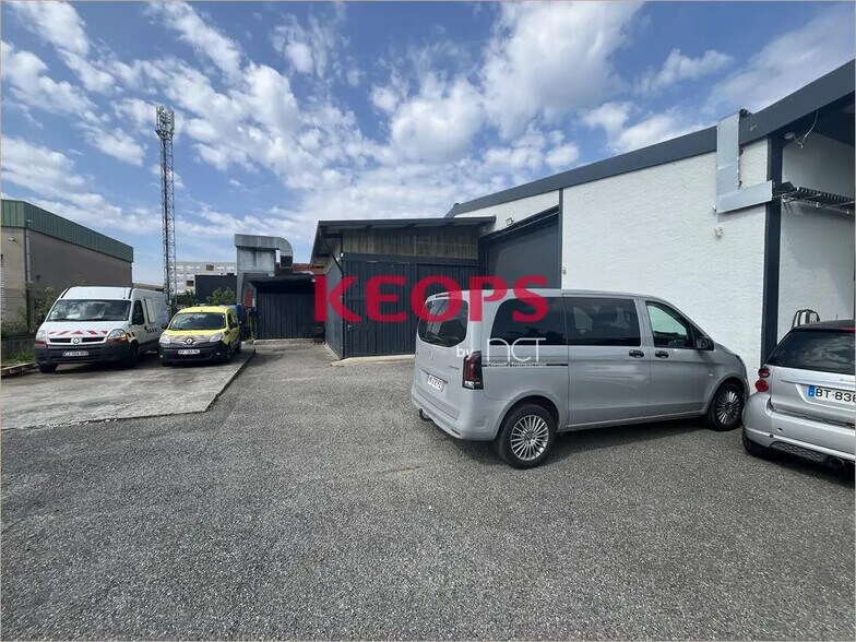 Flex dans Toulouse à louer - Photo du bâtiment - Image 3 de 6