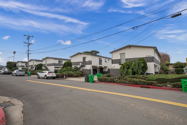 More details for 21501-21599 Westpark St, Hayward, CA - Multifamily for Sale