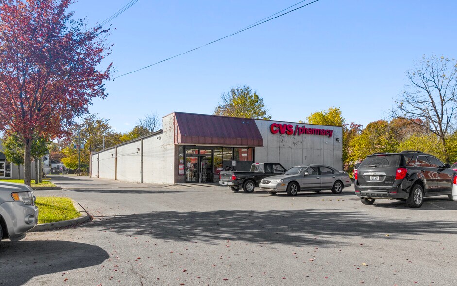 3130 Portland Ave, Louisville, KY à vendre - Photo du bâtiment - Image 2 de 12