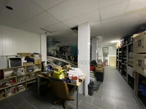 Flex in Argenteuil for lease Interior Photo- Image 2 of 8