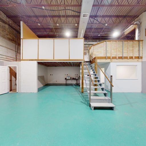 5439-5441 Merriam Dr, Merriam, KS for sale - Interior Photo - Image 2 of 24