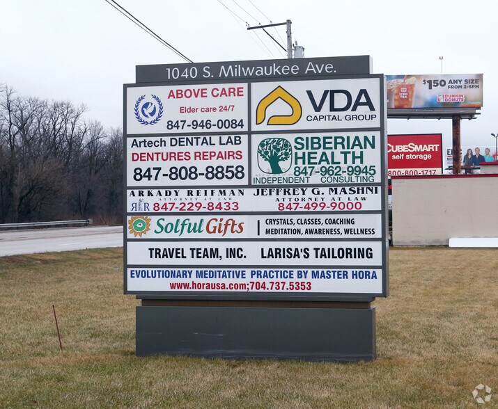 1040 S Milwaukee Ave, Wheeling, IL à vendre - Photo du bâtiment - Image 3 de 5