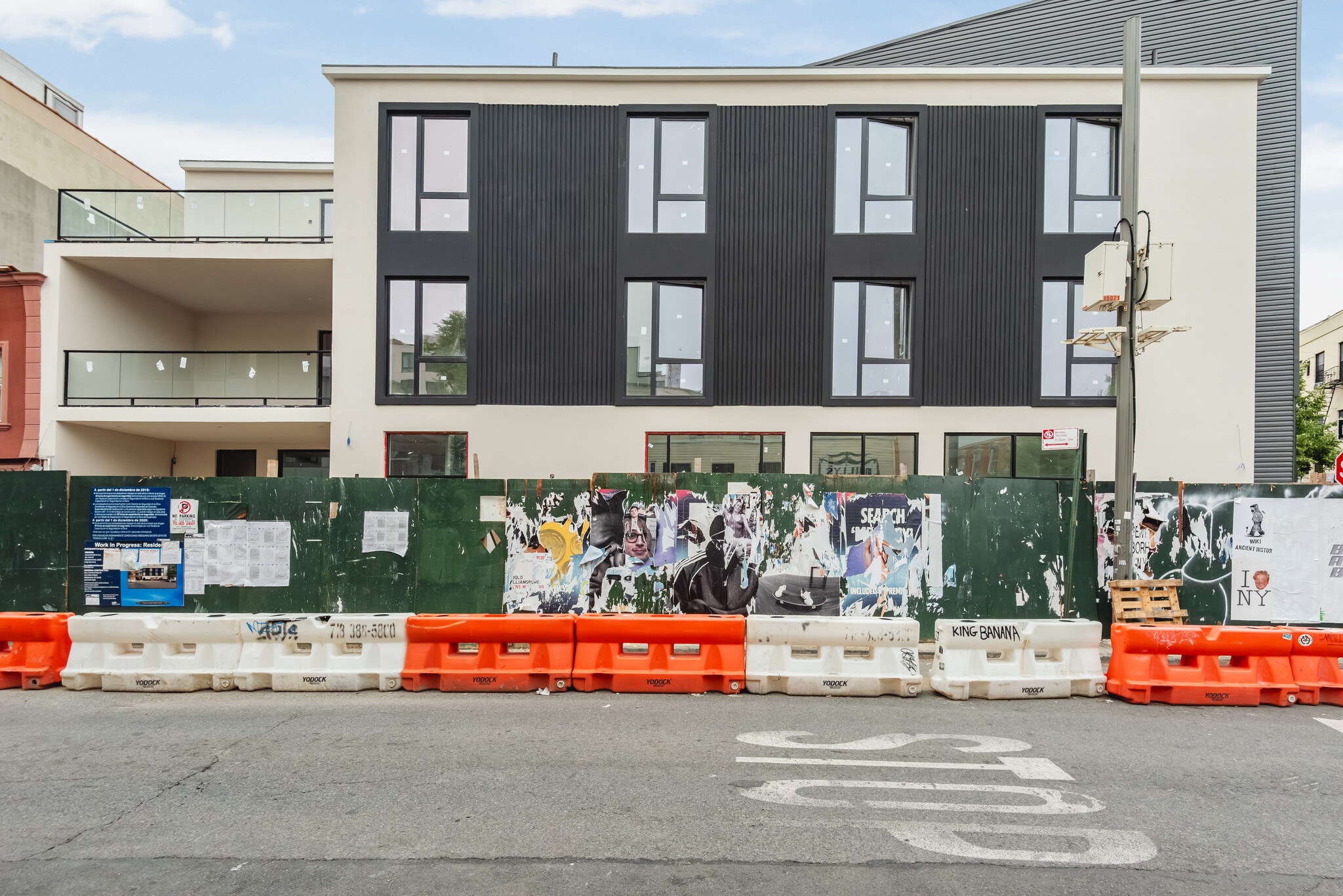 194 Greenpoint Ave, Brooklyn, NY for sale Building Photo- Image 1 of 12
