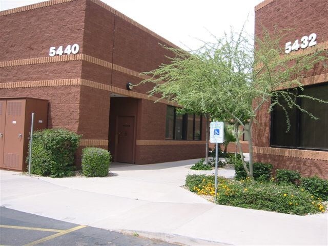 5440 E Southern Ave, Mesa, AZ à louer - Photo du bâtiment - Image 3 de 6