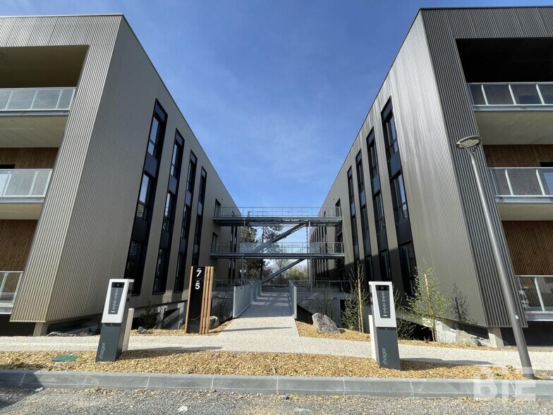 Office in Mérignac for lease - Building Photo - Image 1 of 13