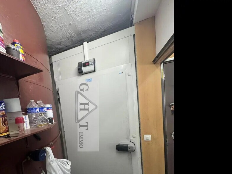 Commerce de détail dans Levallois-Perret à louer - Photo intérieure - Image 1 de 1